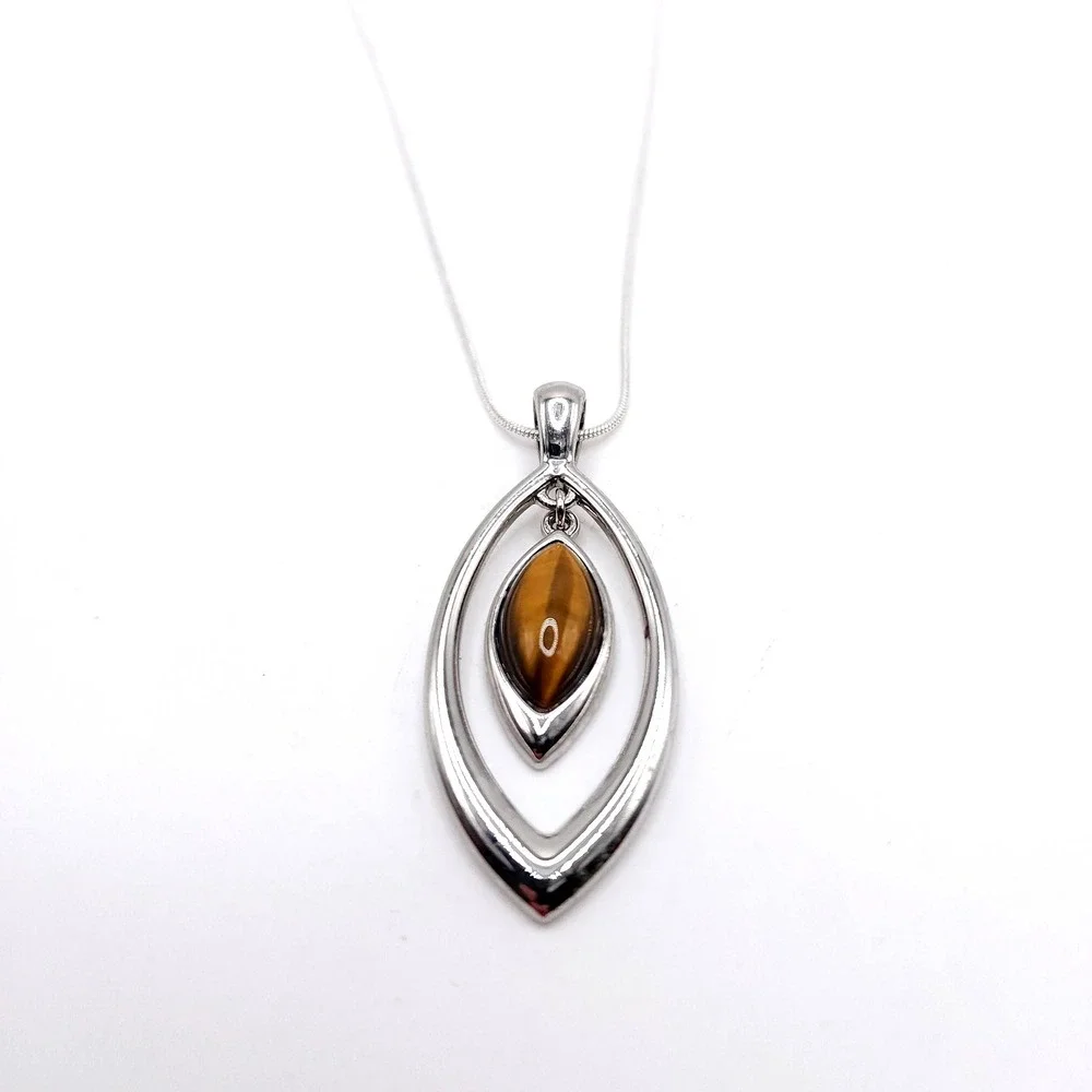 Tiger Eye‎ Pendant Necklace Silver Tone 18in